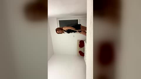 katrina_lopezz online show from December 2, 11:07 pm