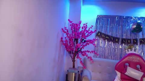 Katrina online show from December 17, 7:51 pm