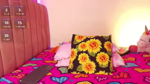 ....- Katt -.... online show from November 14, 4:01 am