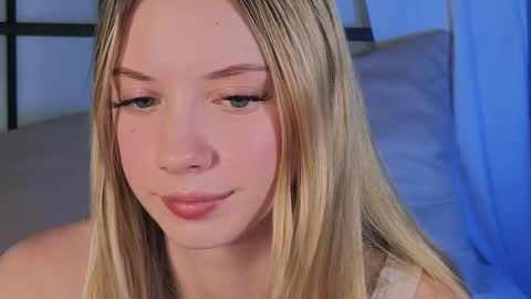 katt_yy online show from February 5, 7:00 am