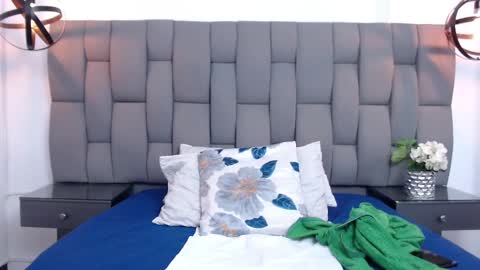 Snapshot of kattagoez chatting on March 10, 11:23 am kattagoez online show from March 10, 11:23 am