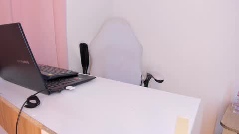 Katty online show from February 6, 8:56 pm