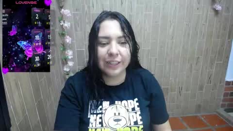 Snapshot of katy2425 chatting on February 12, 2:45 am Katy online show from February 12, 2:45 am