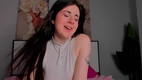Snapshot of katy_bliss chatting on October 20, 7:00 am katy_bliss online show from October 20, 7:00 am