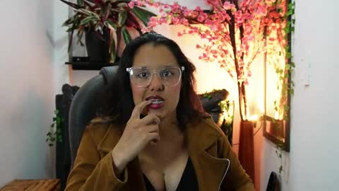 katy_blush online show from May 16, 11:37 pm