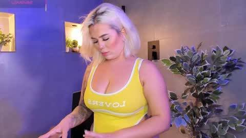 salo  online show from November 27, 6:33 pm