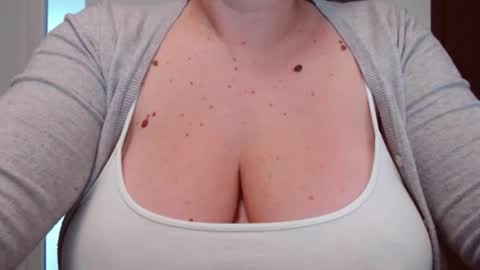 Katy online show from November 9, 6:09 am