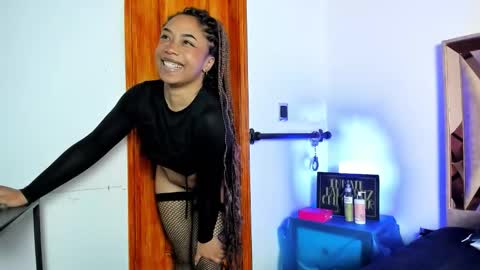 katyortiz online show from October 8, 12:20 pm