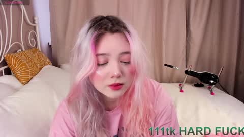 Snapshot of kawaii_yuki chatting on January 19, 8:39 am Yuki online show from January 19, 8:39 am