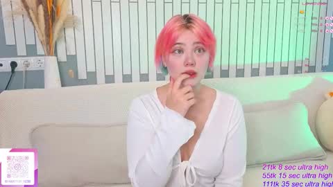 Snapshot of kawaii_yuki chatting on October 3, 5:12 am Yuki online show from October 3, 5:12 am