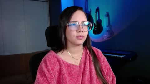 Kay online show from November 4, 4:39 am