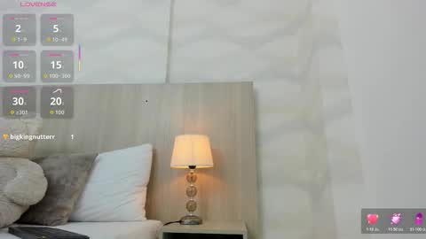   online show from November 26, 11:55 am