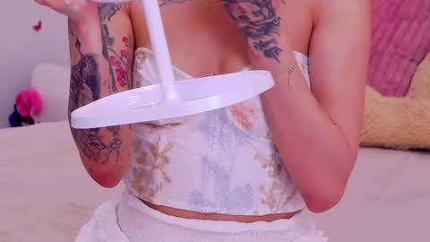 Kaya Belle online show from April 14, 4:56 am