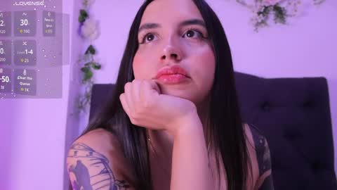 kaylee_lee online show from June 8, 4:02 am