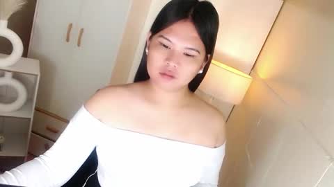 Y O U R        F U T U R E       K A Y L E E  online show from February 28, 6:51 pm