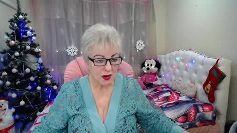kaylesmoll online show from January 15, 7:23 pm