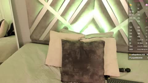 Kayli online show from November 14, 6:13 am