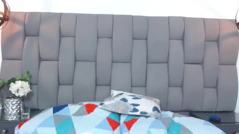 kayllefox online show from December 3, 8:22 pm