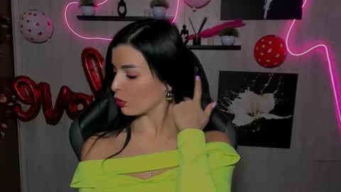 Snapshot of kayworl chatting on February 20, 12:25 pm kayworl online show from February 20, 12:25 pm