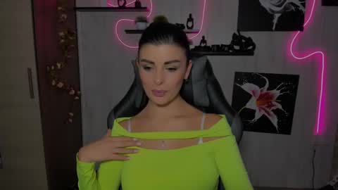 Snapshot of kayworl chatting on December 4, 8:56 am kayworl online show from December 4, 8:56 am