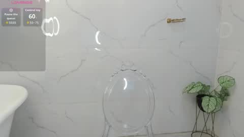 Keiira Fox online show from March 13, 11:33 am