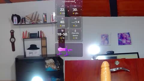 Snapshot of keily__funny chatting on October 19, 12:40 pm keily__funny online show from October 19, 12:40 pm