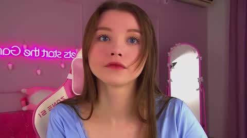 Keira online show from December 2, 6:21 pm