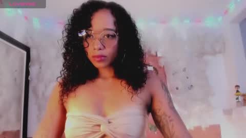 kelly__thomson online show from January 28, 8:58 pm