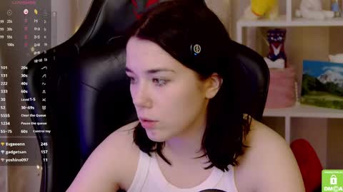 Kelly online show from March 22, 1:39 pm