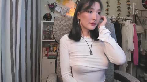 Snapshot of kellyasian chatting on September 11, 6:25 am Leia online show from September 11, 6:25 am