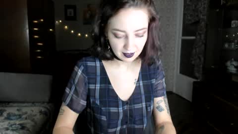Snapshot of kellydark0111 chatting on December 26, 8:11 pm Mistress  online show from December 26, 8:11 pm