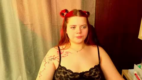 Kellyfiery online show from June 21, 2:15 am
