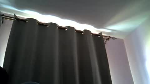 kellymine_ online show from March 17, 8:29 am