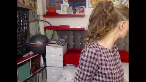 Snapshot of kellynumber chatting on February 15, 8:34 pm kelly online show from February 15, 8:34 pm