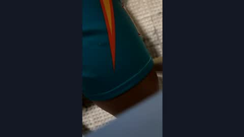 Mia online show from April 6, 11:22 am