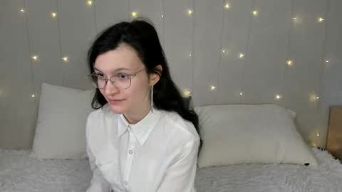 Kelsirabenold online show from February 20, 4:55 am