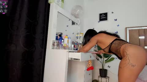 Kendall ewers online show from April 11, 11:30 pm