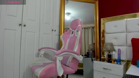 Snapshot of kendalstallyon chatting on January 19, 3:21 pm Kendal  online show from January 19, 3:21 pm