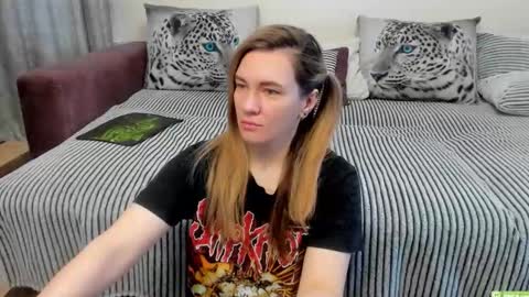 Kendra online show from April 11, 12:39 am