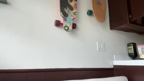 kennibby online show from April 12, 9:06 pm