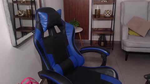 Kenya Buhle online show from November 25, 6:09 pm