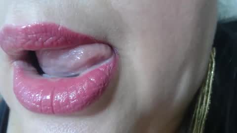 K E R L Y online show from February 11, 1:45 pm