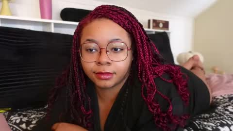 Khaya online show from March 11, 3:25 pm