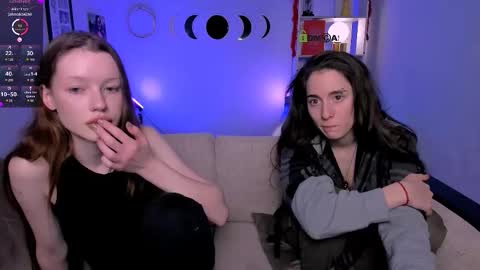 khloebeauty online show from February 28, 9:03 pm