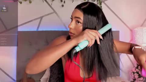 khloerosee online show from February 16, 8:30 pm