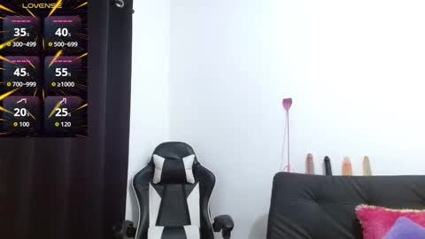 KiaraRider online show from November 5, 7:08 pm