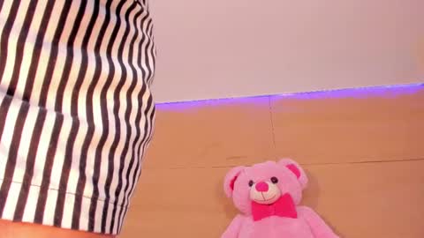 KIM COOPER online show from February 19, 10:12 am