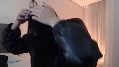 kIKI online show from February 26, 5:17 am