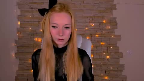 kim_boyd online show from March 10, 12:06 pm