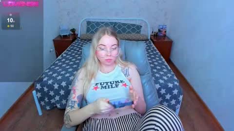 KIM online show from November 27, 9:12 am